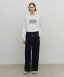 M LOW-WAIST TUCK WIDE DENIM PANTS IN DARK BLUE image 4
