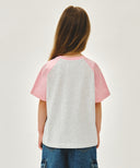 KIDS CLASSIC LOGO OVERSIZED RAGLAN TEE IN CORAL PINK