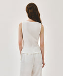 W LACE DETAIL SLEEVELESS IN WHITE image 3