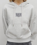 W SMALL CLASSIC LOGO CROP HOODIE IN LIGHT HEATHER GREY image 12