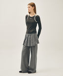 W LAYERED PLEATS SKIRT PANTS IN GRAY image 5
