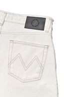CUT LINE POINT DENIM SHORTS IN WHITE image 18