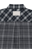 MIXED CHECK OVER FIT SHIRT IN NAVY image 5