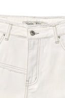CUT LINE POINT DENIM SHORTS IN WHITE image 3