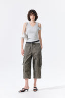 CUT OUT SLEEVELESS KNIT TOP IN LIGHT GRAY image 8