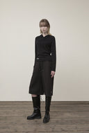 BACK POCKET GLITTER BERMUDA SWEATPANTS FOR WOMEN IN BLACK image 9
