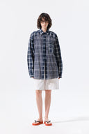 MIXED CHECK OVER FIT SHIRT IN NAVY image 10