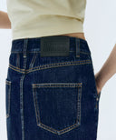 W STRAIGHT DENIM MINI SKIRT IN DARK BLUE
