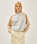 W BLOCK CLASSIC LOGO RAGLAN CROP SWEATSHIRT IN CORAL PINK image 11