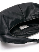TWIST HANDLE SMALL HOBO BAG I N BLACK